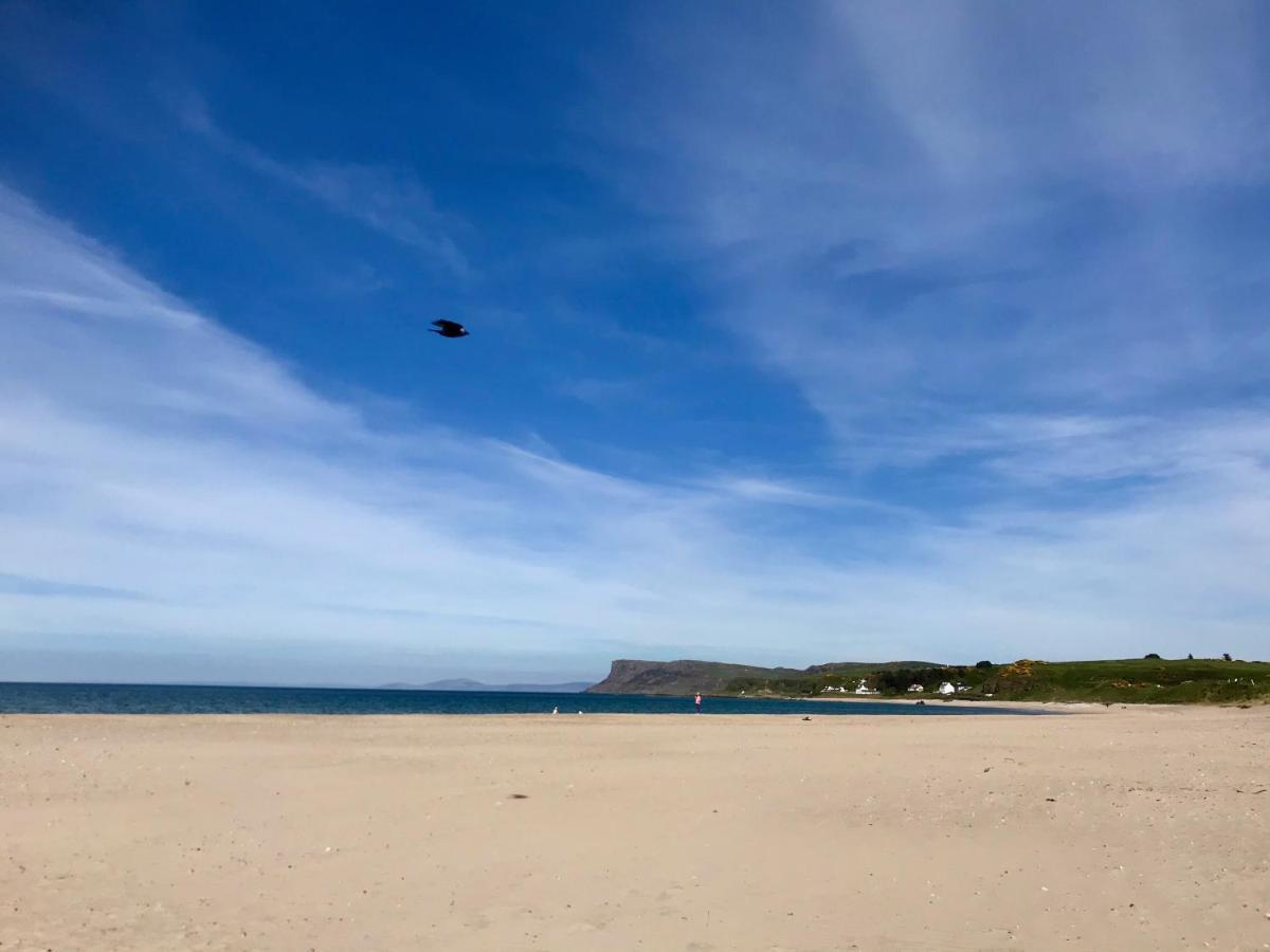 Tornaroan Cottage Ballycastle Esterno foto
