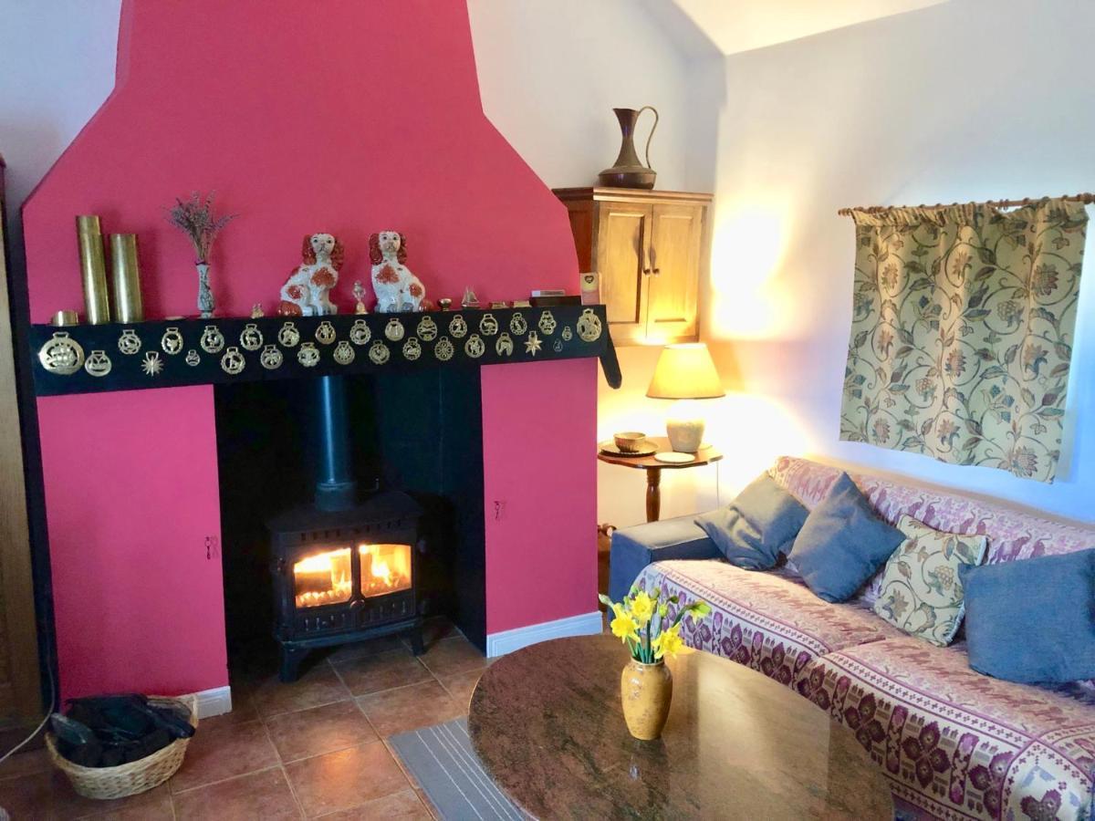 Tornaroan Cottage Ballycastle Esterno foto