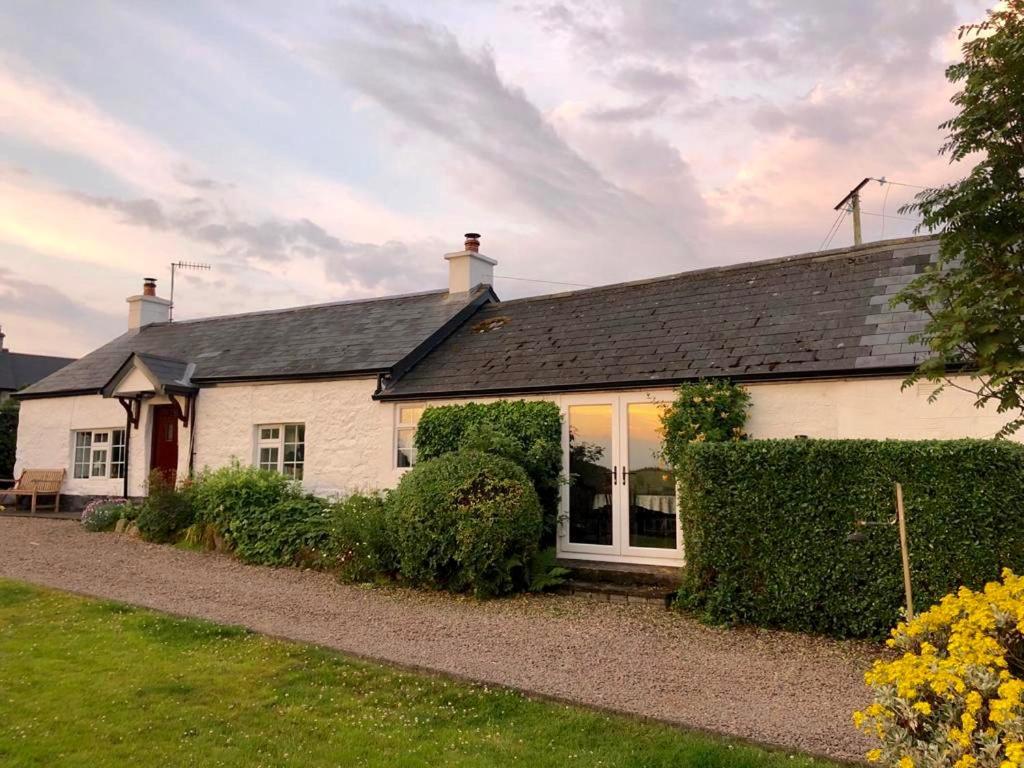 Tornaroan Cottage Ballycastle Esterno foto