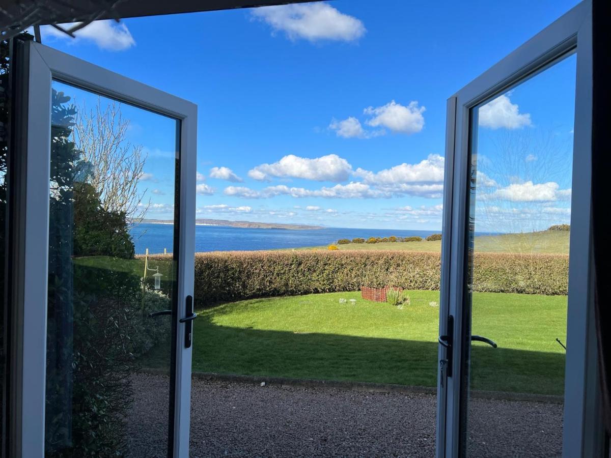 Tornaroan Cottage Ballycastle Esterno foto