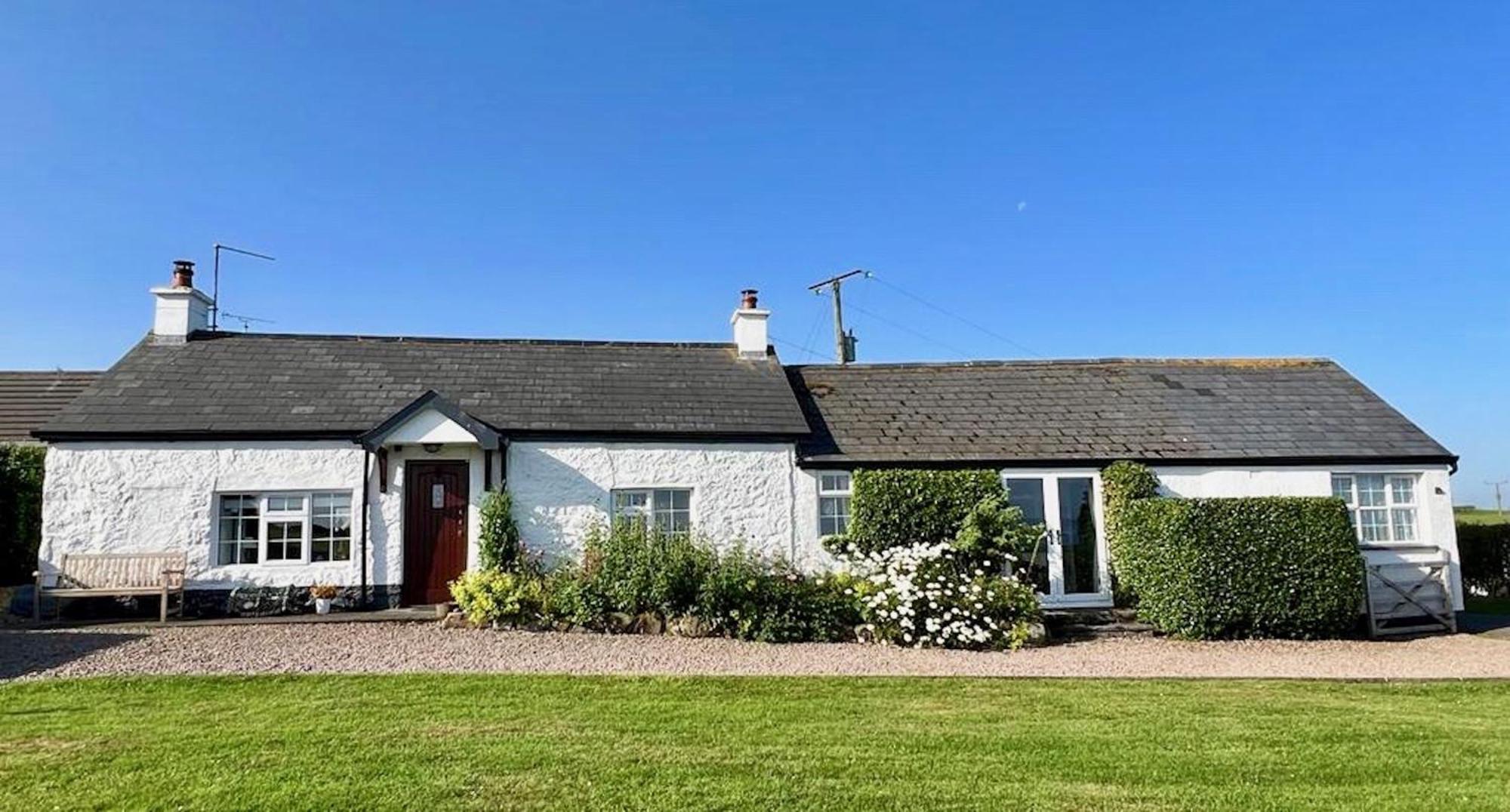 Tornaroan Cottage Ballycastle Esterno foto
